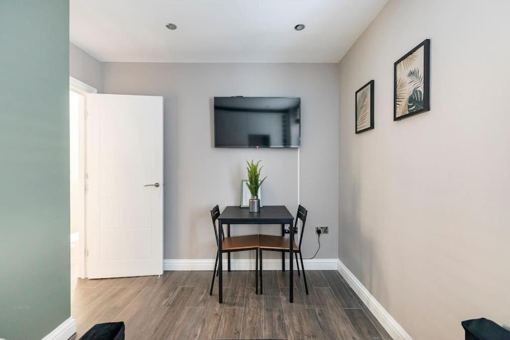 Beautiful Brighton Apartment, 5Min Walk To Beach Eksteriør billede